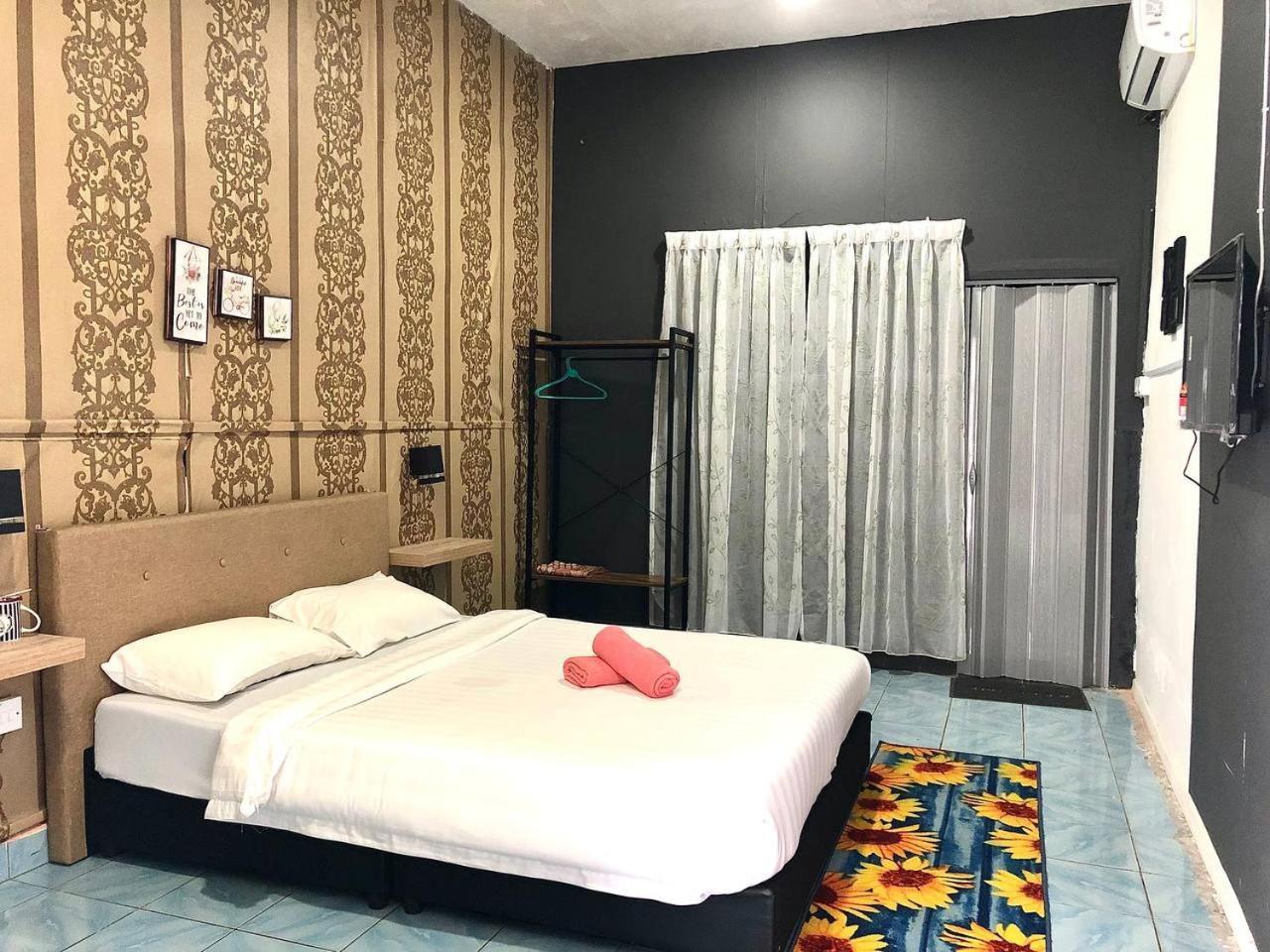 Green Town Hotel And Resort Port Dickson Exterior foto