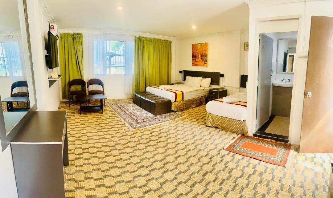 Green Town Hotel And Resort Port Dickson Exterior foto