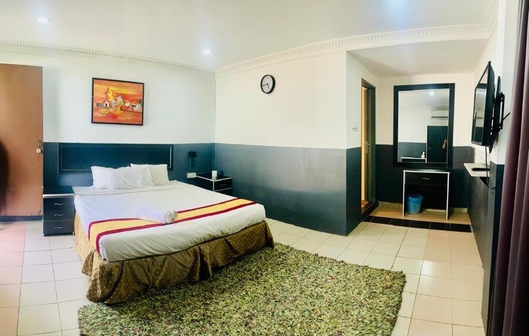 Green Town Hotel And Resort Port Dickson Exterior foto